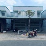 bán dãy trọ đầu tư 1tỷ/300m2 15 phòng , tại lai hưng , bàu bàng kế bên kcn mtđ 18m2