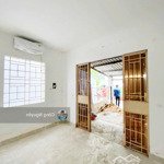 cho thuê phòng như nhà nguyên căn 4*9 mới 100% trệt tách bếp đối diện chung cư sunny plaza chỉ 6tr