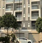 cho thuê shophouse bình minh đức giang 79m2 - 5 tầng có thang máy giá chỉ 18 triệu/tháng