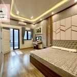 nhà 66m2 sân cổng lương khánh thiện full đồ ngay gần mặt đường. dân xây tâm huyết