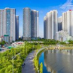 tôi chủ nhà cần bán gấp căn hộ tầng 40, tòa r2 goldmark city