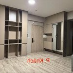 cho thuê căn 105m2 sử dụng toà lake view công viên hồ thiên nga, giá tốt