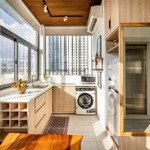 cho thuê căn hộ penhouse 1 phòng ngủ 70m2 full nội thất view đẹp gần vinhomes landmark81