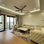 cho thuê cc melody residences, âu cơ, 10 triệu, 70m2, 2pn, 2wc. xem nhà lh: 0985130947