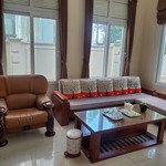 cho thuê biệt thự splendora 210m2 hướng đông bắc, full nội thất giá 24 triệu/ tháng vị trí đẹp