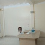 cho thuê nhà 3 tầng trường lâm, đức giang 100m2/ sàn. giá 11 triệu/th. lh: 0984373362