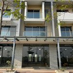 chủ nhà đi nước ngoài cần bán lại căn shophouse belhomes đẹp không lỗi lầm