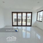 cho thuê căn hộ tầng 5, 45m2, ban công rộng, view cực chill - vạn phúc city