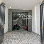 sang gấp nhà đang cho thuê ngay mặt đường n7 trong kdc thuận giao, bình dương, giá 1 tỷ7/80m2, shr