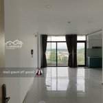 căn góc view toàn cảnh thành phố - 82m2 - 2pn 2wc, 2 balcony, 13 triệu/ tháng, cao, lh: 0938231076