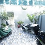 nhà mặt tiền nhà mặt tiền 130m2 đường hà huy giáp.