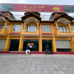 building mặt tiền ngang 23m, gần vincom mega mall - nhà mặt tiền 29 song hành, quận 2