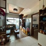 chị gái cần bán rivera park dt 77m2, 2pn, 2wc, gía 4 tỷ 550, tầng 17, view đẹp, nội thất cao cấp