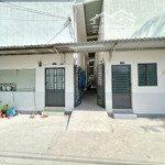 dãy trọ ở gần ngay kcn, chợ, giá rẻ 1,2tỷ/200m2, tân uyên, bình dương, shr