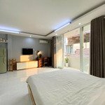 cho thuê chdv 40m2 full nội thất ban công ngay lê quang định giá còn thương lượng