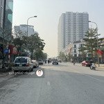 cần bán căn shophouse sông hồng, dt 84m2 tại tt trâu quỳ, vị trí cực đẹp, để làm văn phòng cực đẹp.