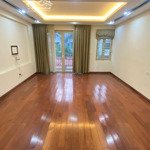 cho thuê nhà kđt vov lương thế vinh, mễ trì, nam từ liêm, dt 90m2, mặt tiền 5m, 5 tầng, thang máy.