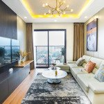 căn góc 3pn - 104m2 tầng trung đẹp - giá 6.15 tỷ. view sông đuống và cầu rất thoáng