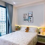 bán gấp căn hộ 2 ngủ park hill giá tốt, liên hệ: 0913406118