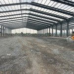 cho thuê kho xưởng kcn đức hoà-long an
__diện tích đất:10,000m2
__diện tích xưởng: 6700m2