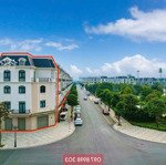 gđ cần tiền bán góc kinh đô view công viên mua 2022 giá 50 tỷ giờ bán lại 37 tỷ. 170m2 đất vip nhất