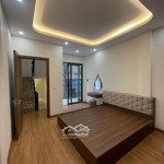 cho thuê nhà riêng 4,5 tầng, 3pn, 4wc, 120m2 tại núi trúc, ba đình, hà nội, chỉ 12 triệu vào ở ngay