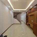 nhà đẹp đón tết ! bán nhà ngõ 135 đội cấn tt quận ba đình full công năng tiện ích dt 40m2- giá 8tỷ5