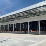 Cần bán đất 20.000 m2 sẵn kho xưởng tại Bến Lức, Long An