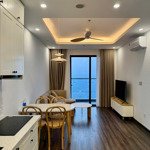 chính chủ cho thuê căn hộ 2pn2vs view đẹp, nội thất cao cấp