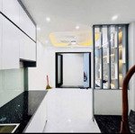 bán nhà riêng tại bạch đằng, 4,55 tỷ, 27m2, view đẹp, giá siêu hời