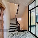 bán biệt thự sân vườn thuý lĩnh 288,4m2-9,8 tỷ-ô tô-lô góc