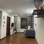 chính chủ cho thuê căn 2 ngủ full đồ 65m2 chung cư homeland thượng thanh giá 9 triệu: 0916393862