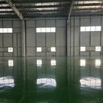 cho thuê nhà xưởng kcn thuận thành, dt 13200m2 độc lập làm chế xuất, đã có sẵn sàn epoxy