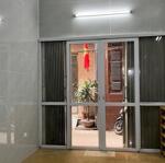 Cho thuê nhà Phố Hoàng Mai (gần chợ Hoàng Mai) 3 tầng x 40m2, 3 ngủ, chỉ 8.5 triệu/tháng