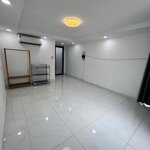 (phòng nữ thuê) 30m2 giá 4tr 1 tháng. đường trần phú q5 .