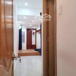 bán nhà nguyễn văn cừ q1 30m2 x 3 tầng, ngõ rộng sáng, ở & homestay đỉnh, sđcc, chỉ 4.7 tỷ