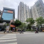 bán biệt thự phường yên hòa - cầu giấy - lô góc - view vườn hoa, kinh doanh đỉnh 220m, 89 tỷ