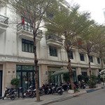 cho thuê shophouse khu dự án dreamland 105 xuân la, dt 110m2, 5 tầng, mt 5m, nhà rất đẹp. giá 50tr