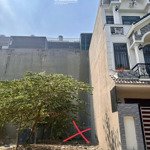 lô mt hướng bắc dt 4,65 x 10,9m thổ cư full giá 4 tỷ khu compound vạn xuân lh việt 0932,683,991