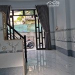 bán gấp nhà 44m2 giá tl, cmt8,quận 10,gần bệnh viện,trường học,siêu thị,an ninh,lh 092281169 ngân