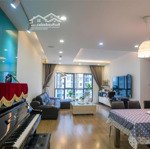 cho thuê chcc mulberry lane, 90m2, giá chỉ 13 triệu vnd, 2pn, full nội thất siêu đẹp lh 0965179197