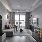 cần cho thuê căn hộ quận 4 saigon royal 88m2 view đẹp. lh: 0909024895