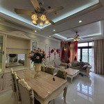 bán gấp căn siêu đẹp 3pn 132m2 tòa r5 royal city tầng cao view đẹp, full nội thất, ở, cho thuê tốt