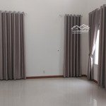 bán bt tại mailand hanoi city, 215 triệu/m2, 270m2, 5pn, 3wc, sẵn hợp đồng thuê