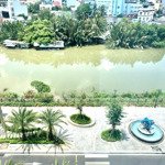 02 phòng ngủ căn góc, tầng cao, view sông, hướng đông nam. cam kết giá thật