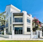 bán gấp căn góc villa 2 mt, sát sông, tiện ích hồ bơi, 278,5m2 giá 10tỷ lh 0903616267