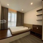 chính chủ cần cho thuê nhanh căn hộ riviera point dt 148m2, 3pn, 3wc, giá 25tr view sông 0938607269