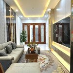 cần bán nhà mới 51 m2 phố nguyễn chính,tân mai.tổng 4pn rộng,wc khép kín.sân cổng riêng trồng cây.