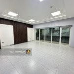 cho thuê sàn văn phòng tại sala đại quang minh - dt 200m2-giá chỉ 50 triệu .