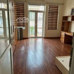 tôi cần bán nhà xuân đỉnh, diện tích là 43,6m2, lô góc , 3 mặt thoáng . giá 7,5 tỷ. lh 0972264985